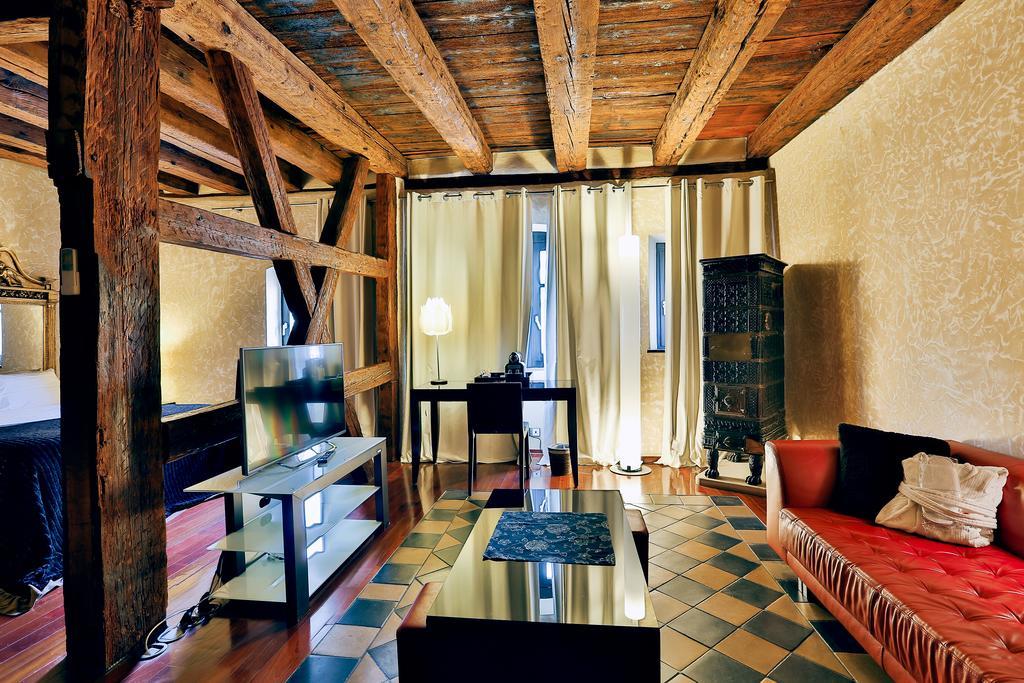 Le B. Suites, Chambres & Restaurant Ρικβίρ Εξωτερικό φωτογραφία